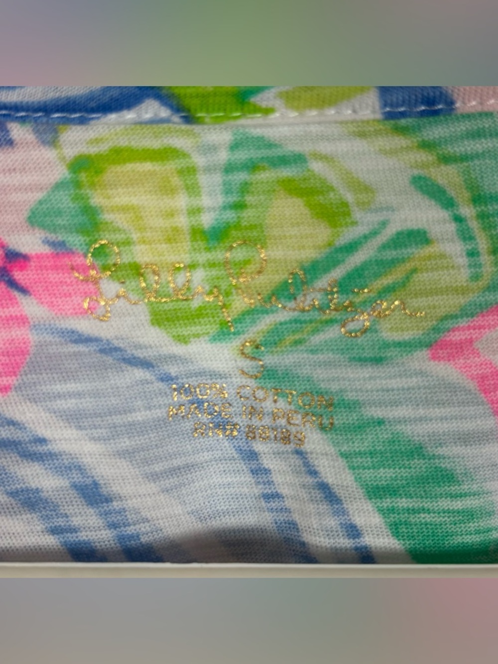 Lilly Pulitzer Etta V-Neck Tee Size Small
Havana Cocktail Colorful - Picture 3 of 5